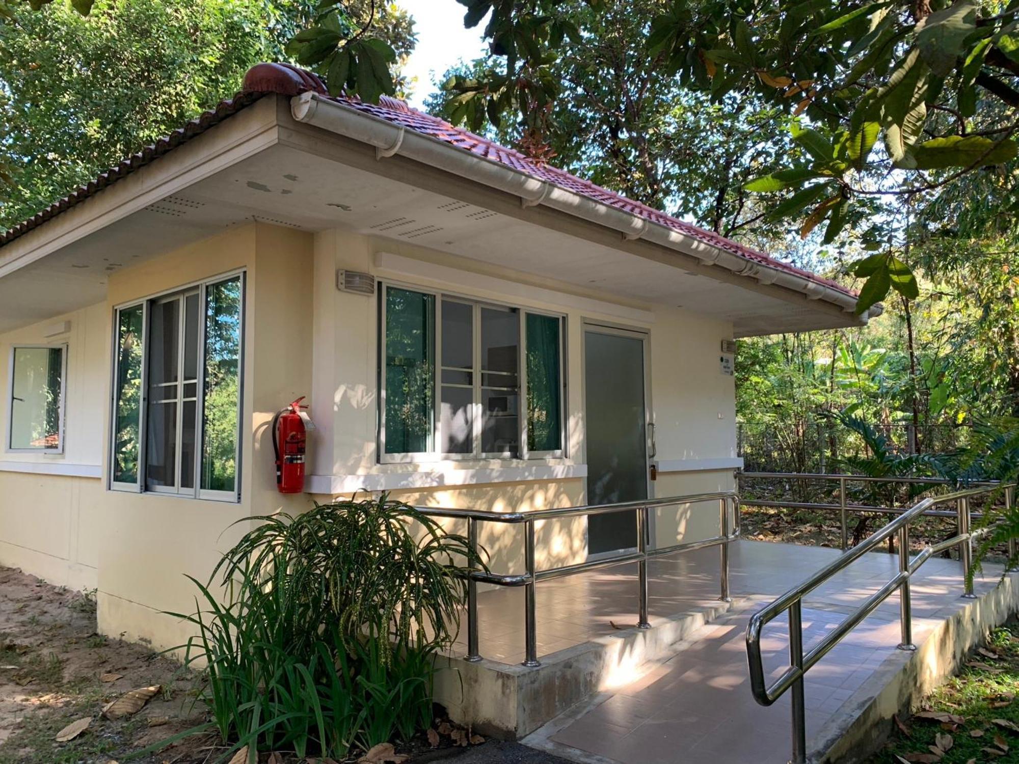 Baan Pingkan Wellness Resort San Kamphaeng Экстерьер фото