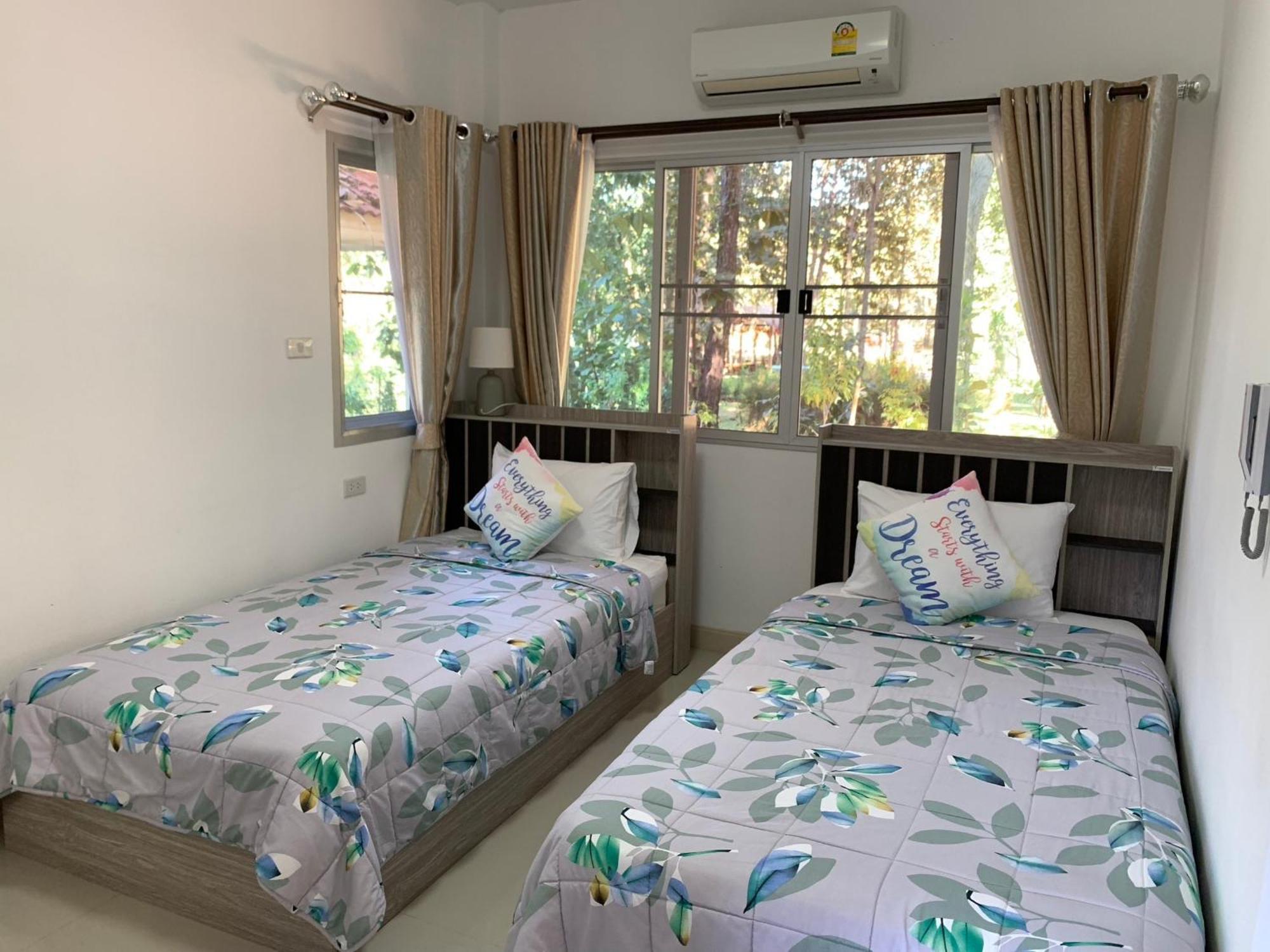 Baan Pingkan Wellness Resort San Kamphaeng Экстерьер фото